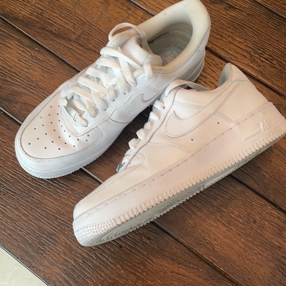 Nike Air Force 1 Low Triple White Leather Men 8.5 - Picture 3 of 7